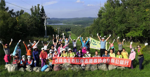 亚新综合体育官方网站环境守护者 长春自然环保户外徒步俱乐部创始人赵锐(图10)